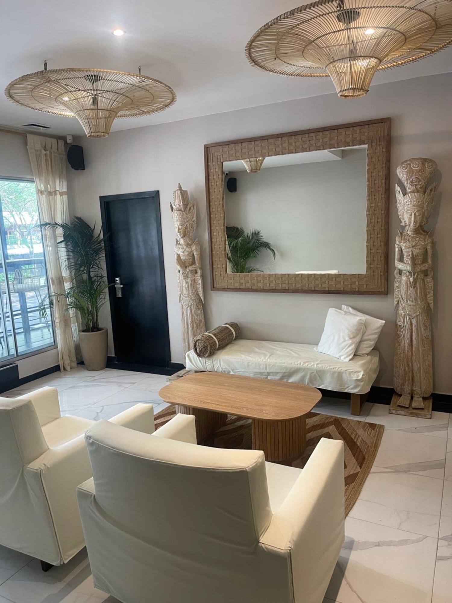 Moet Medellin Hotel Εξωτερικό φωτογραφία